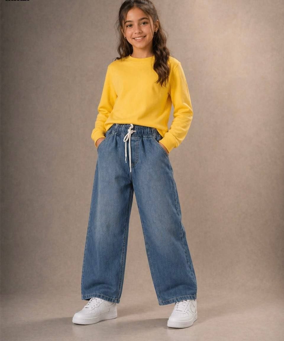Baggy Wide-Leg Jeans